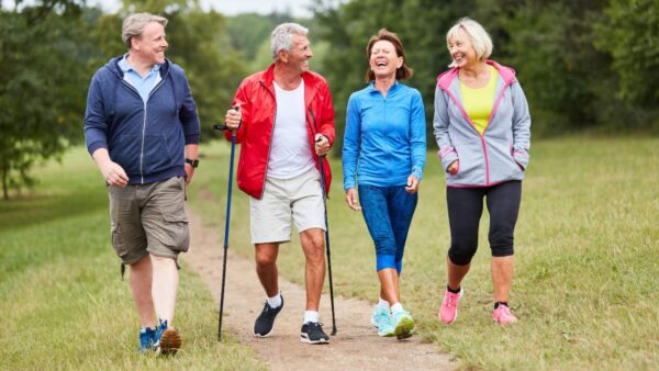 does walking lower blood sugar immediately